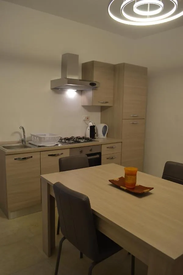 La Luna Town House Sliema