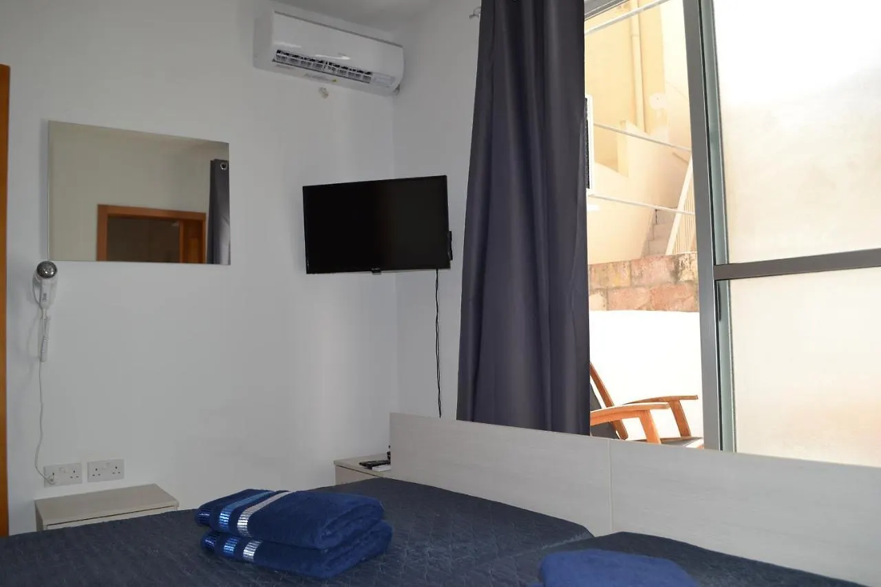 La Luna Town House Sliema 0*,  Malta